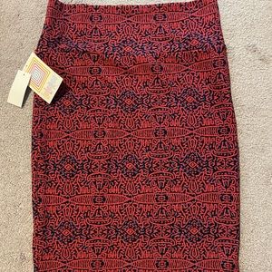Brand New LuLaRoe “Cassie” Pencil Skirt 💃